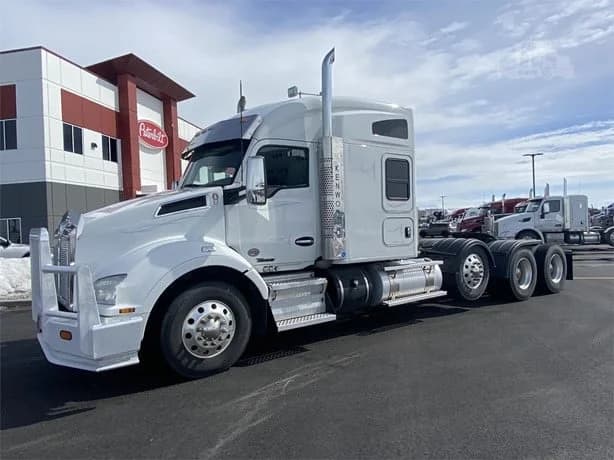 2019 Kenworth T880
