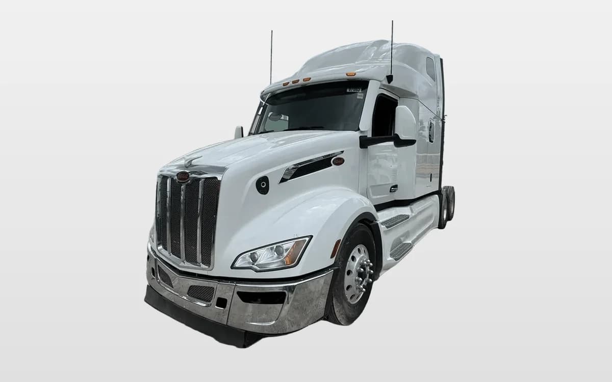 2023 Peterbilt 579