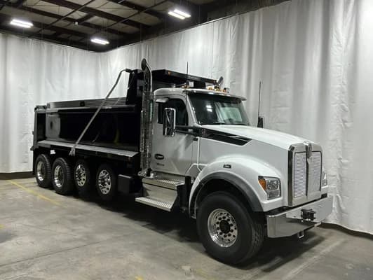 2026 Kenworth T880