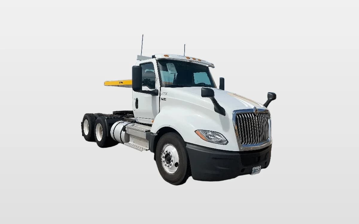 2018 International LT in Akron, OH