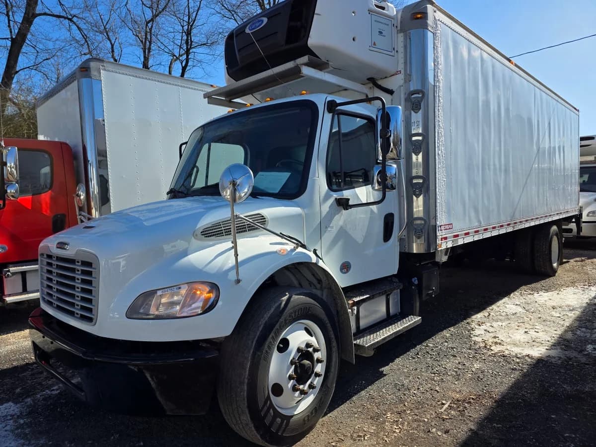 2018 Freightliner M2 106