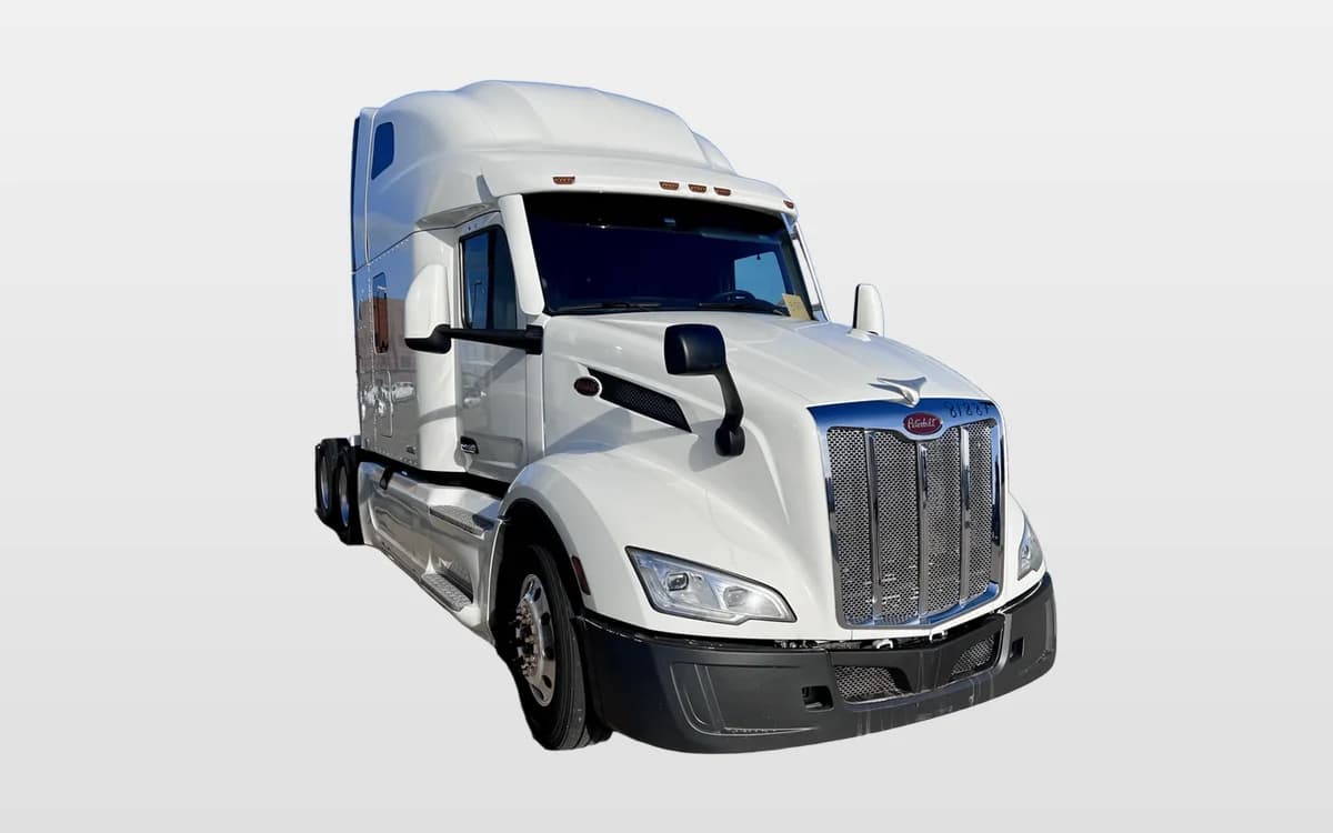 2023 Peterbilt 579