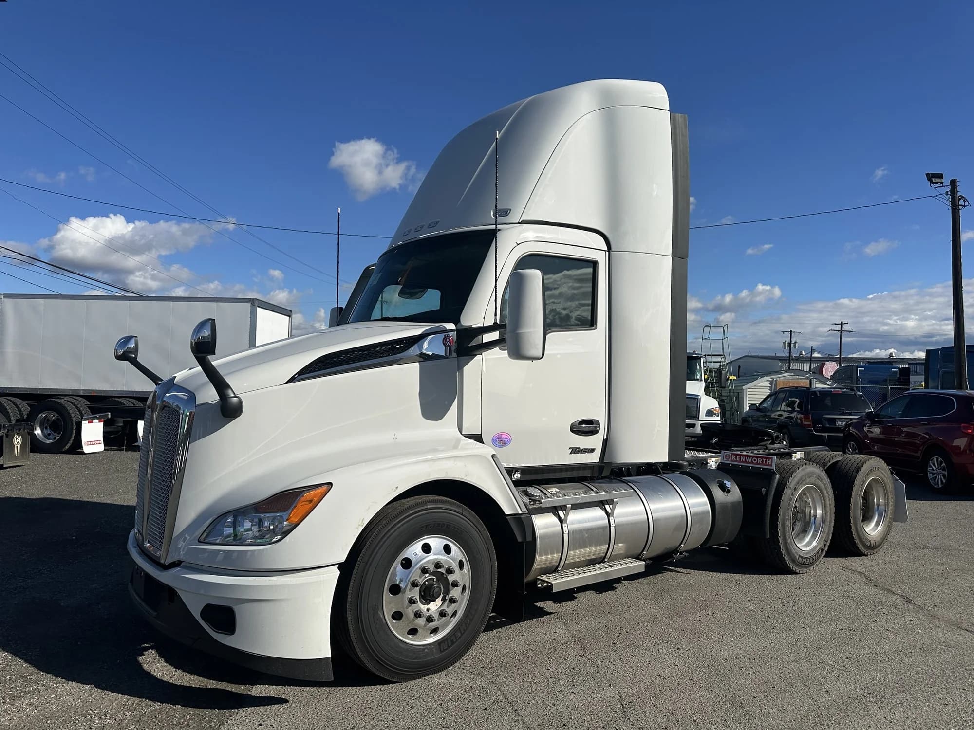 2025 Kenworth T680