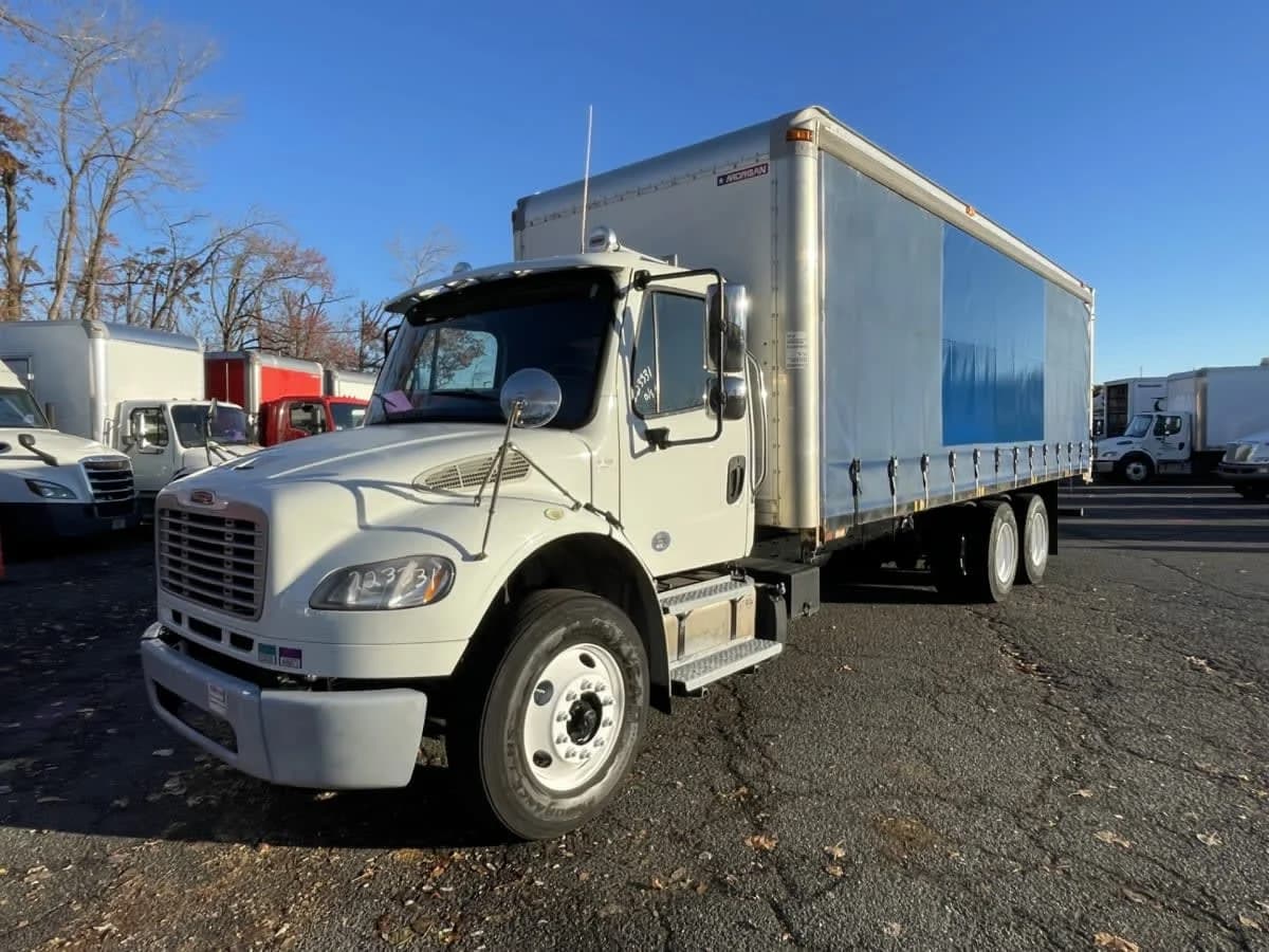 2018 Freightliner M2 106