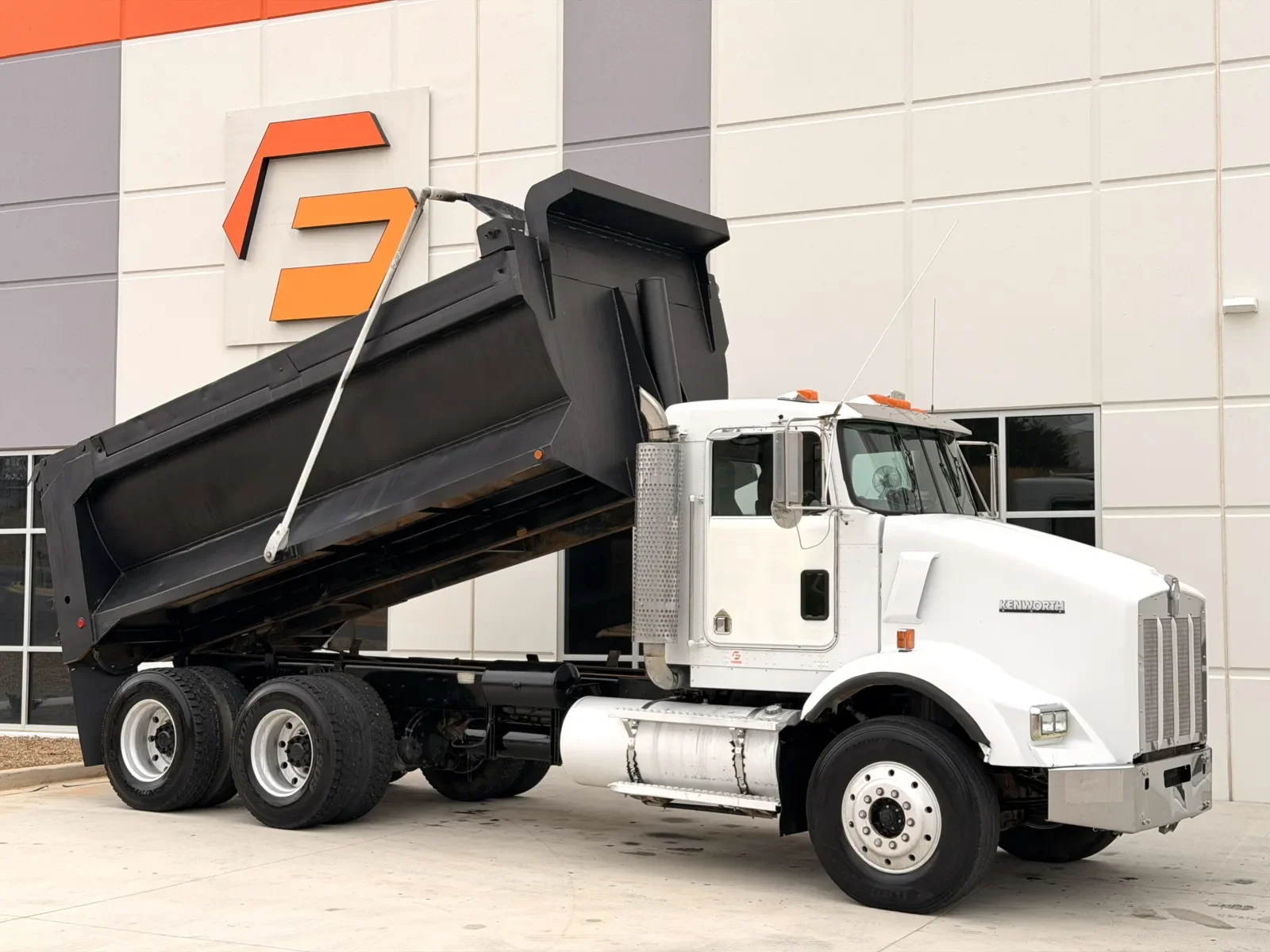 2001 Kenworth T800