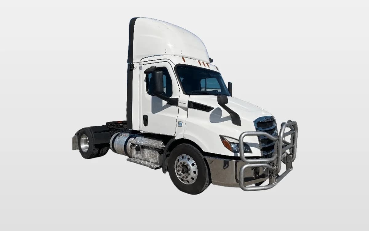 2020 Freightliner Cascadia in Knoxville, TN