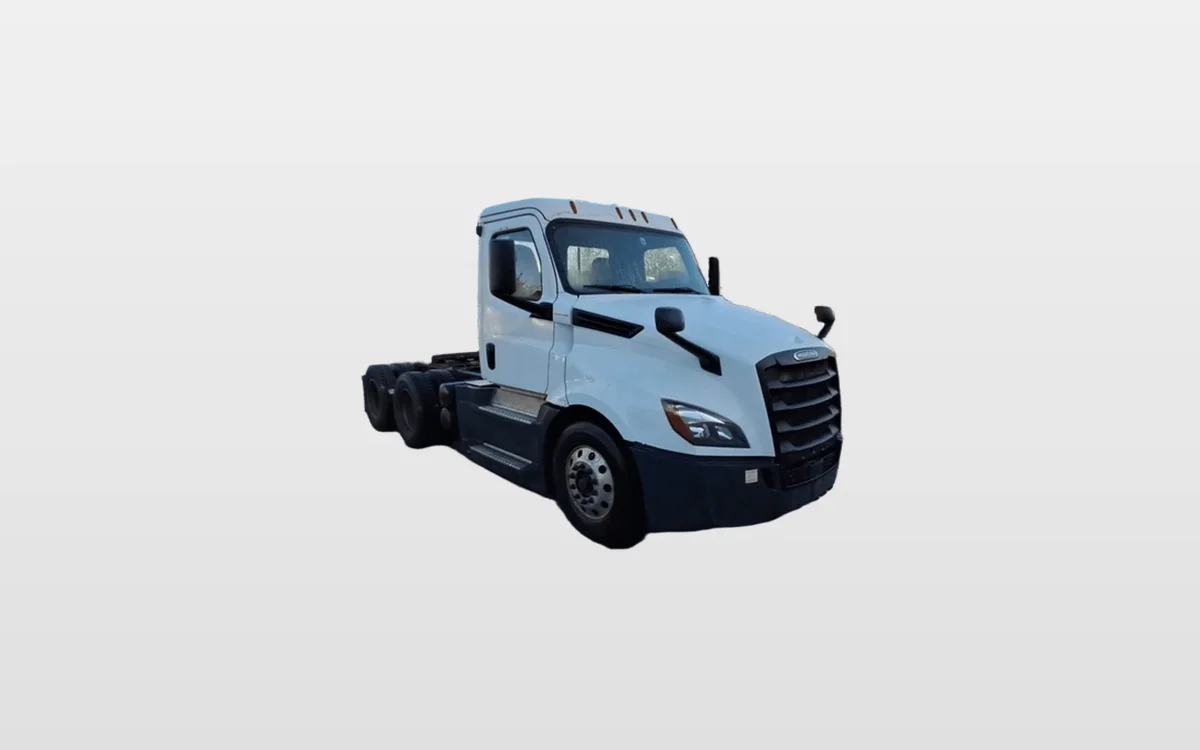2019 Freightliner Cascadia in Shrewsbury, MA