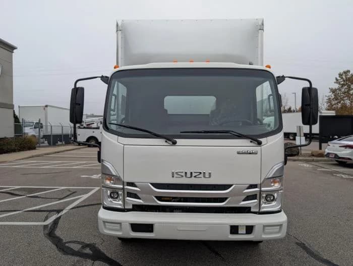 2026 Isuzu NRR