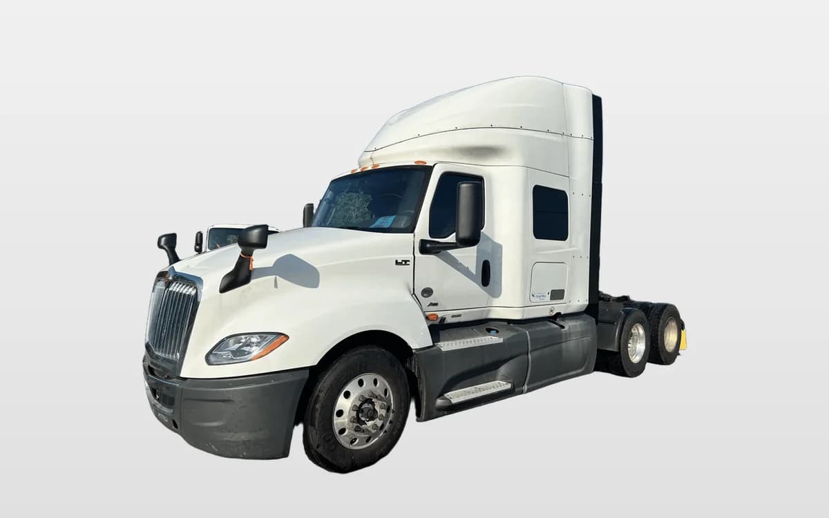 2022 International LT