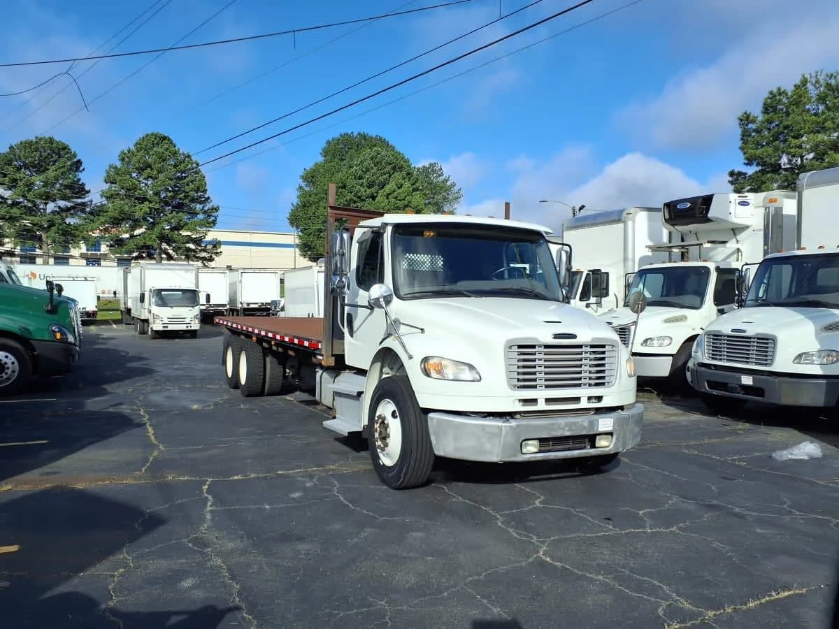2015 Freightliner M2 106