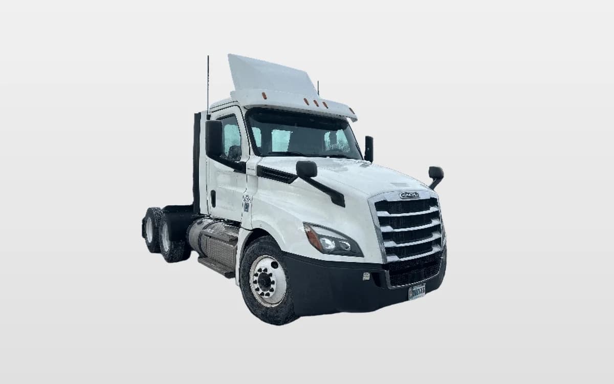 2020 Freightliner Cascadia in Obetz, OH
