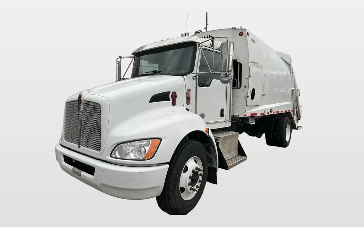 2021 Kenworth T370