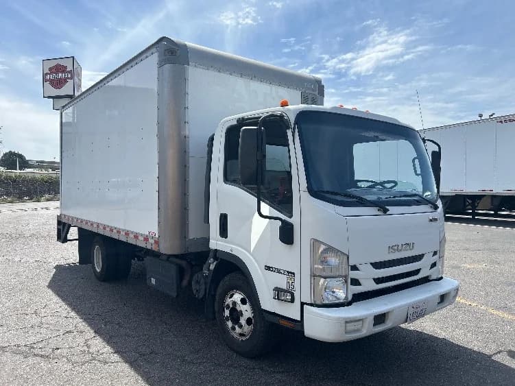 2022 Isuzu NPR