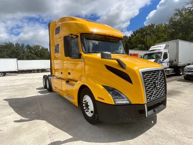 2022 Volvo VNL 760