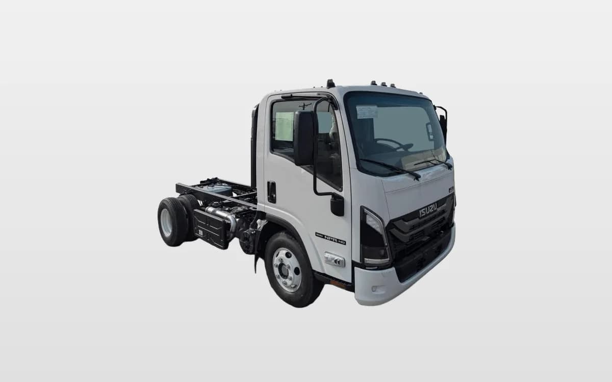 2025 Isuzu NPR