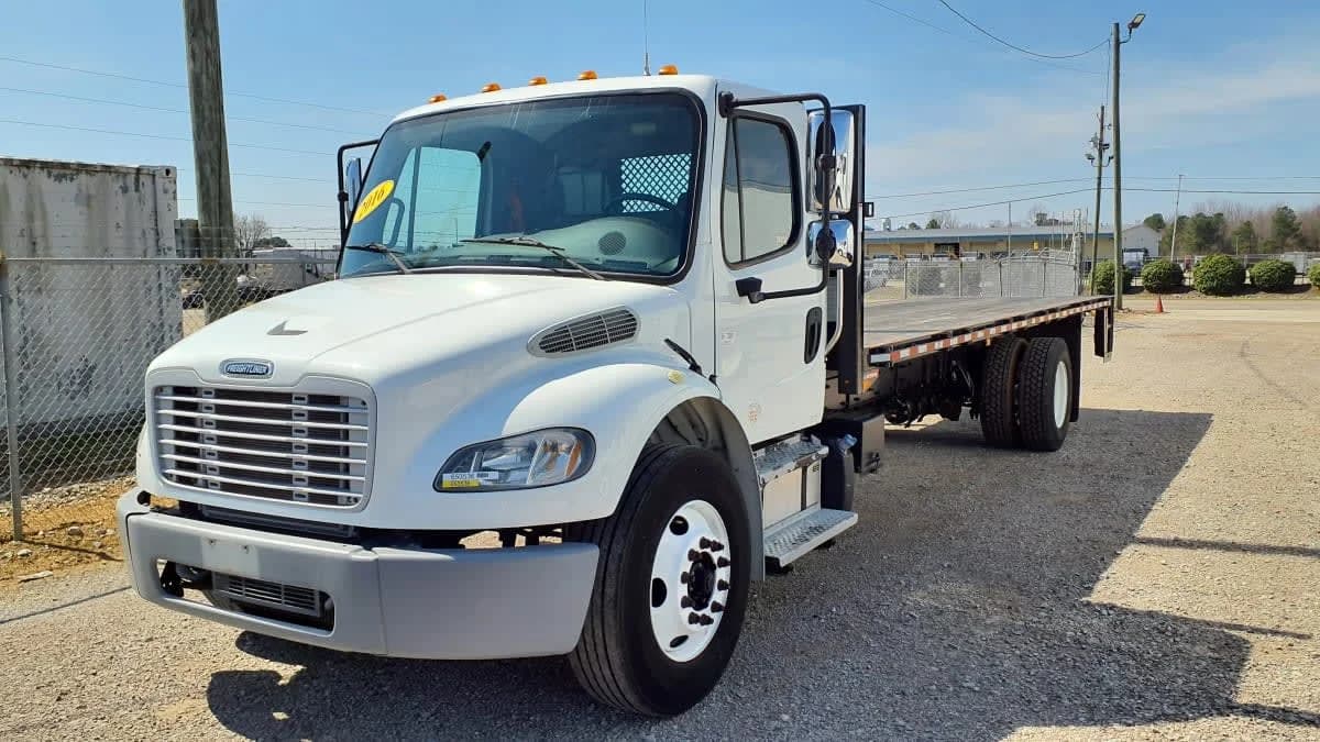 2016 Freightliner M2 106
