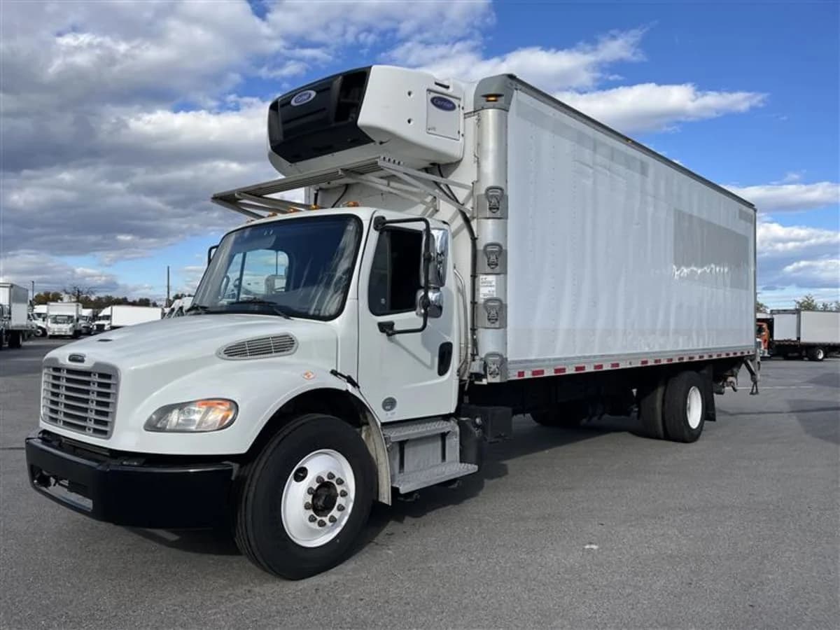 2018 Freightliner M2 106