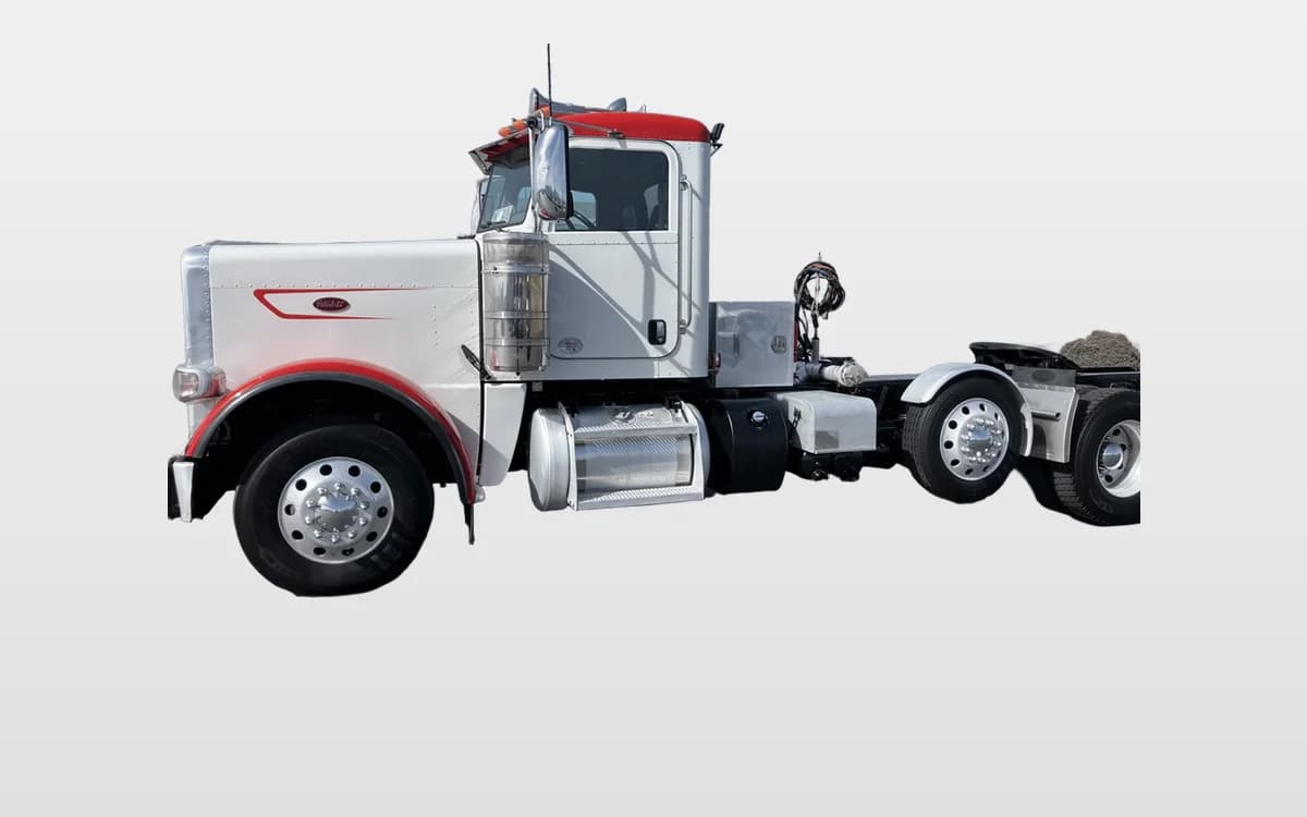2023 Peterbilt