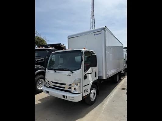 2025 Isuzu NRR