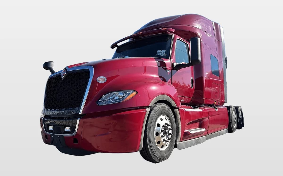 2025 International LT