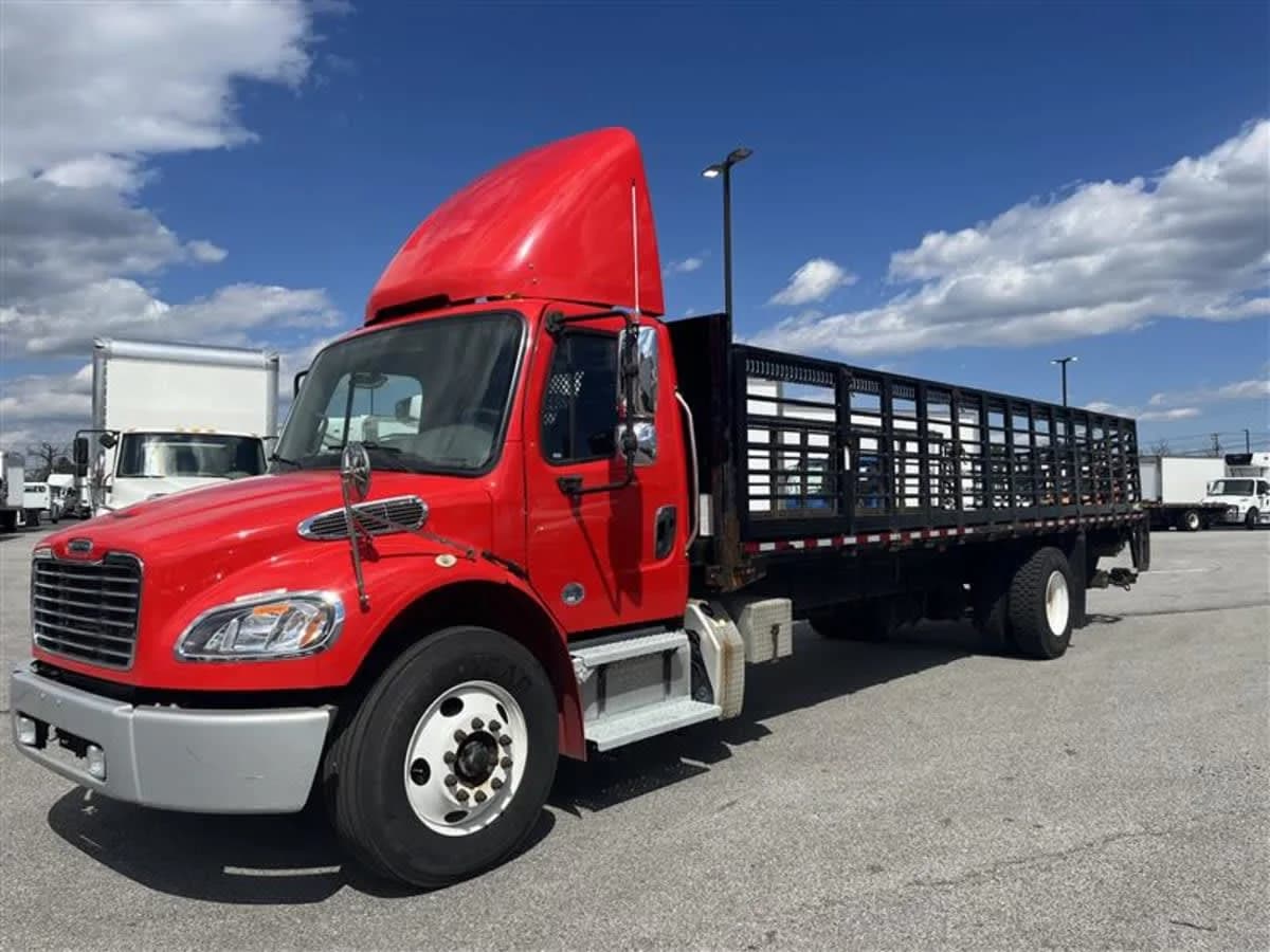 2017 Freightliner M2 106