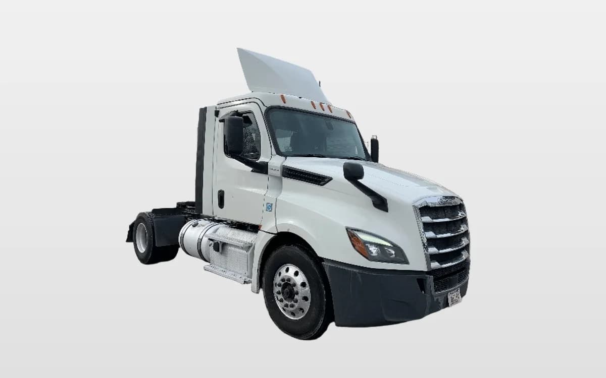 2019 Freightliner Cascadia in Franklin, MA