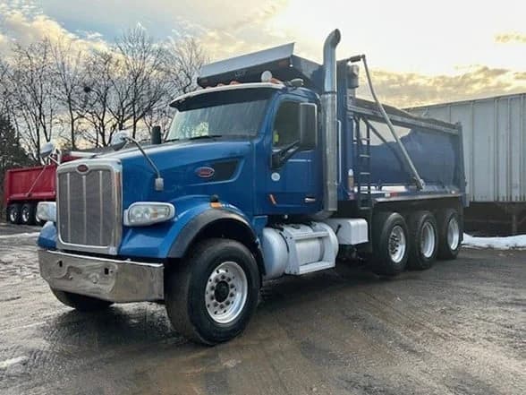 2017 Peterbilt 567