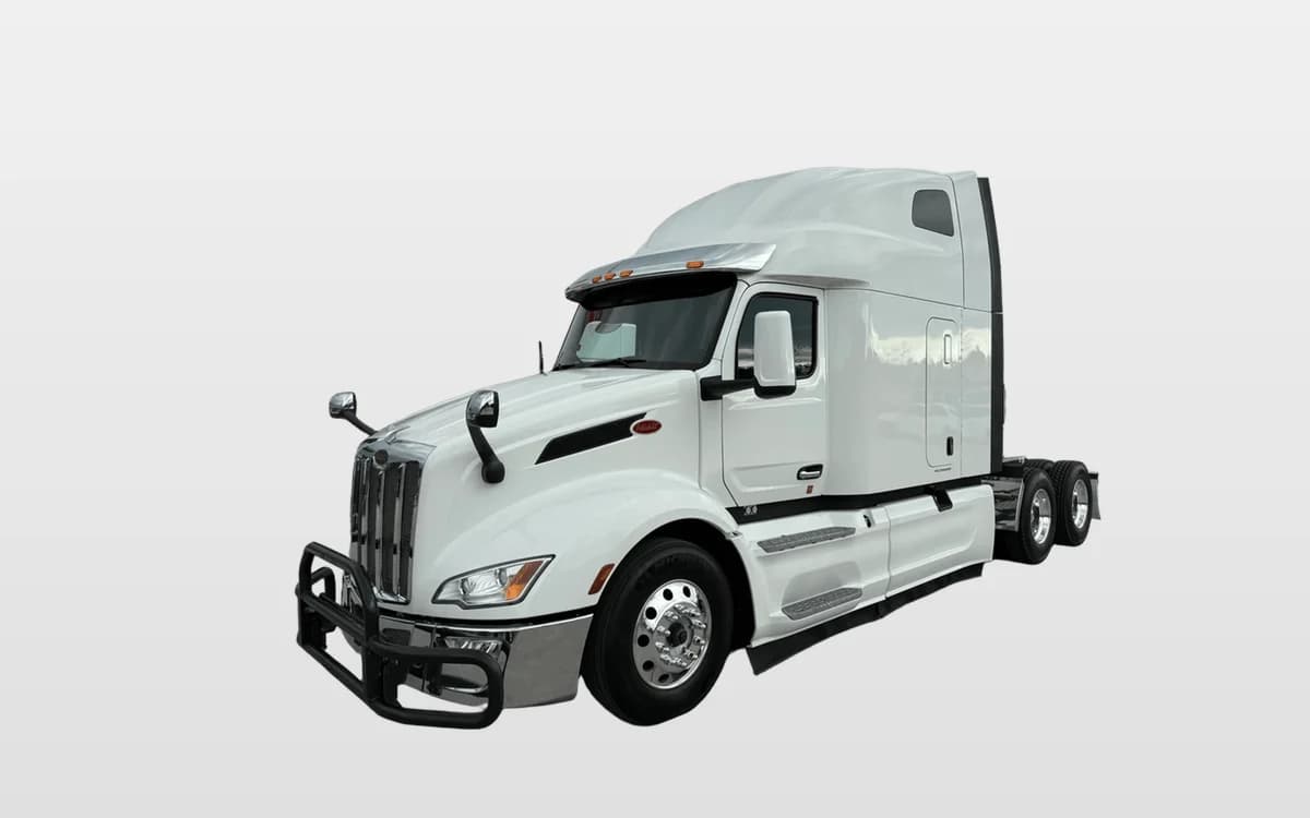 2023 PETERBILT 579