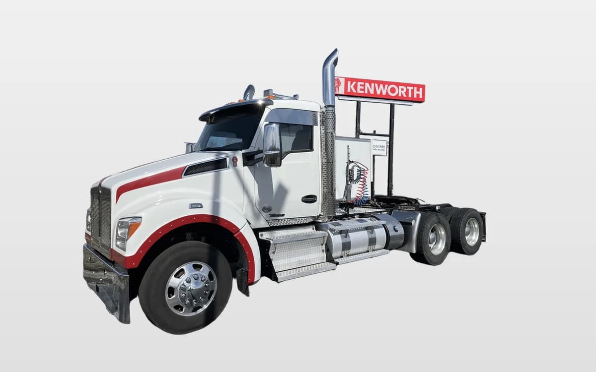 2022 Kenworth T880