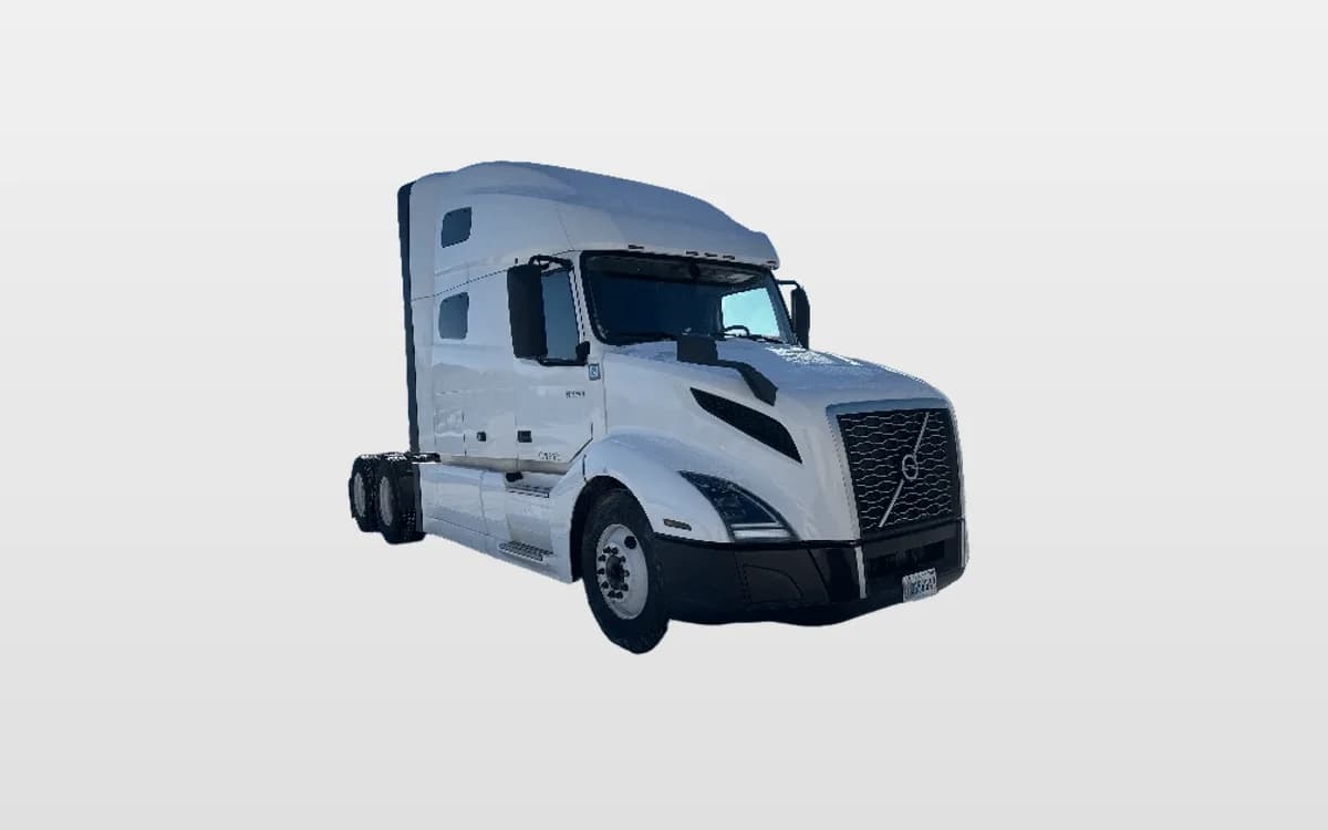 2023 Volvo VNL 760 in Milwaukee, WI
