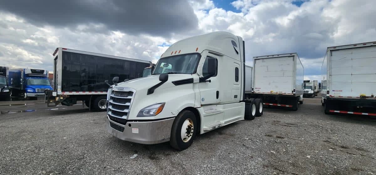 2021 Freightliner Cascadia