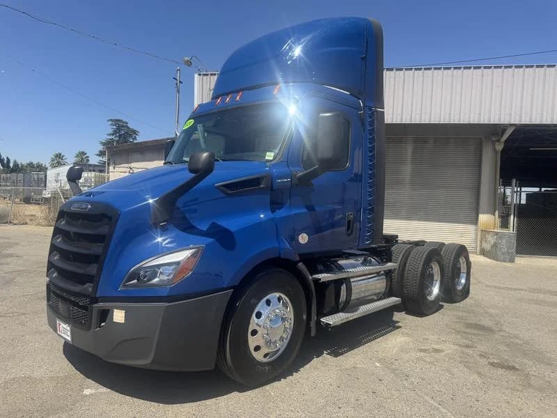 2020 Freightliner Cascadia