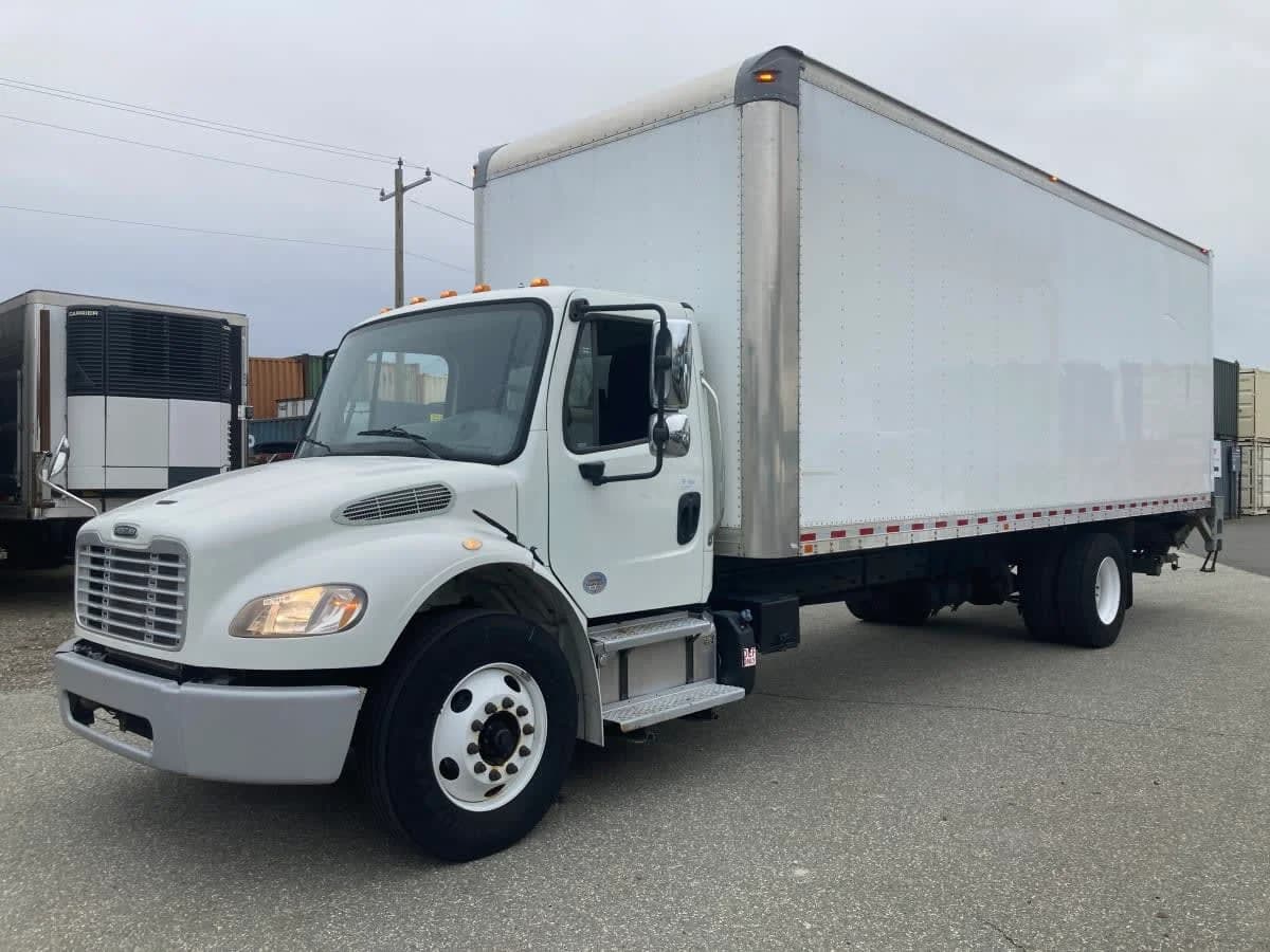 2019 Freightliner M2 106