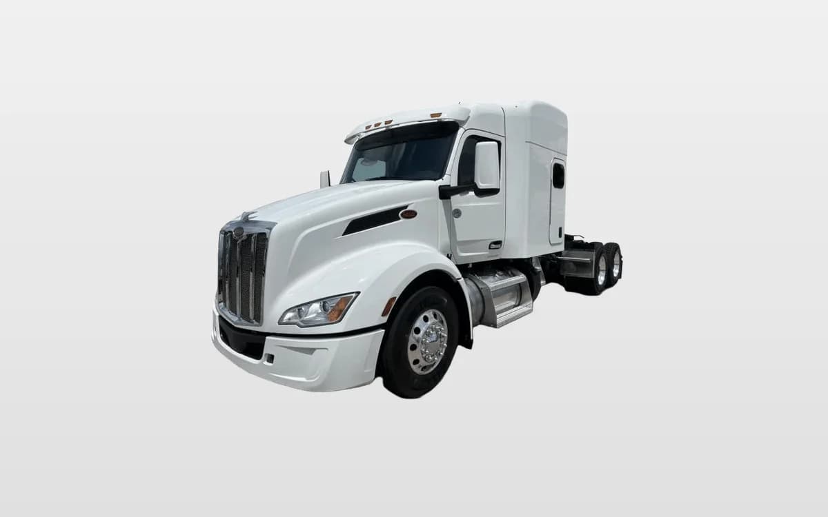 2023 Peterbilt 579