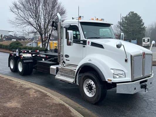 2026 Kenworth T880