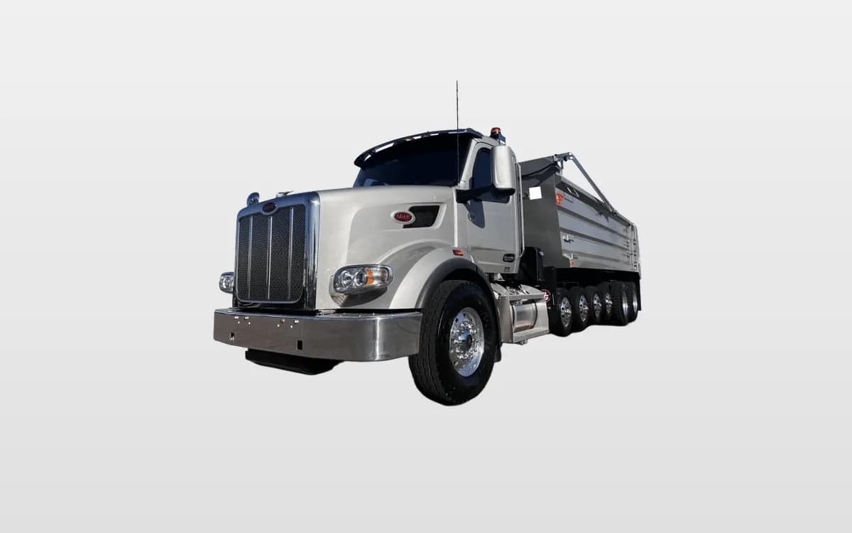 2025 Peterbilt 567