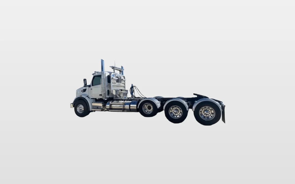 2026 Peterbilt 567