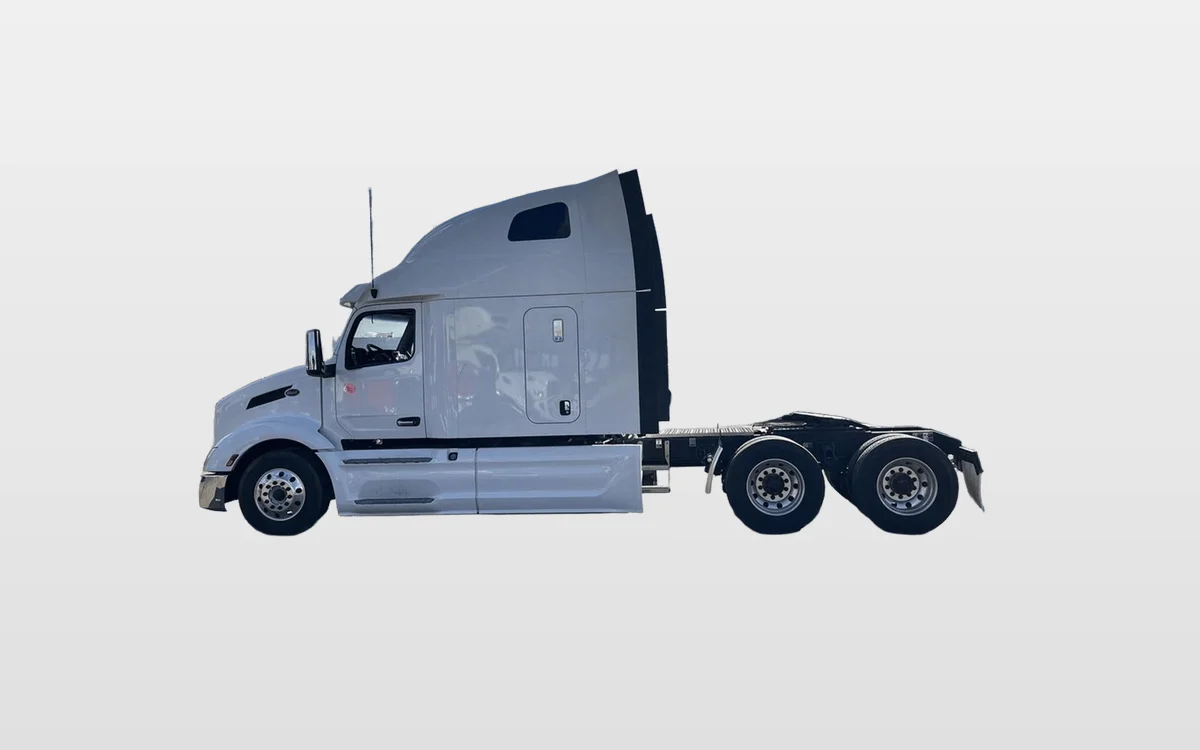 2023 Peterbilt 579
