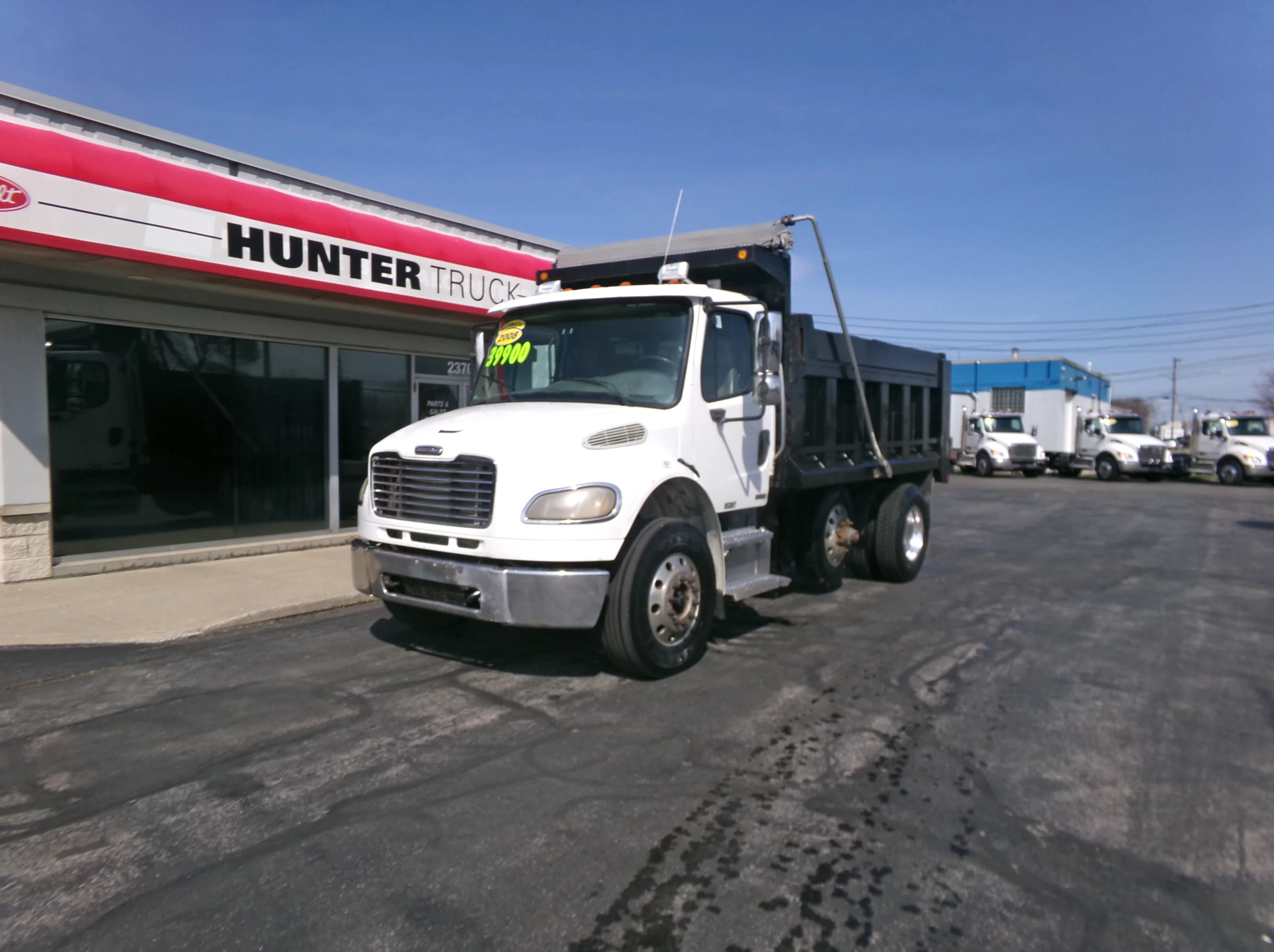 2008 Freightliner M2 106