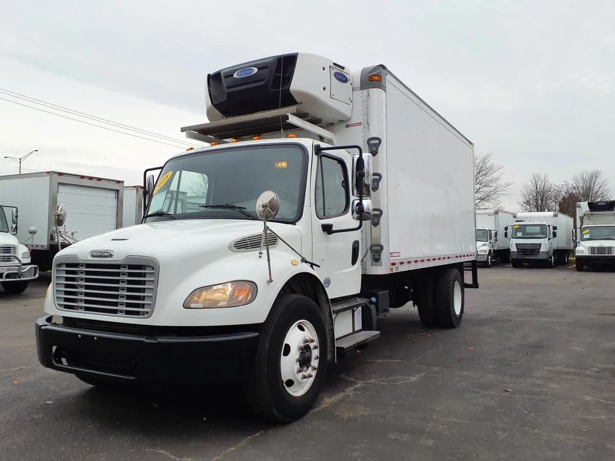 2018 Freightliner M2 106