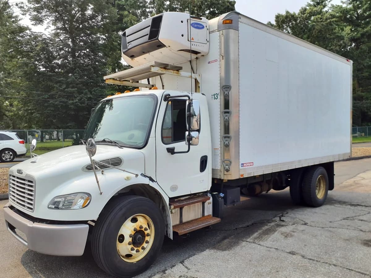 2014 Freightliner M2 106