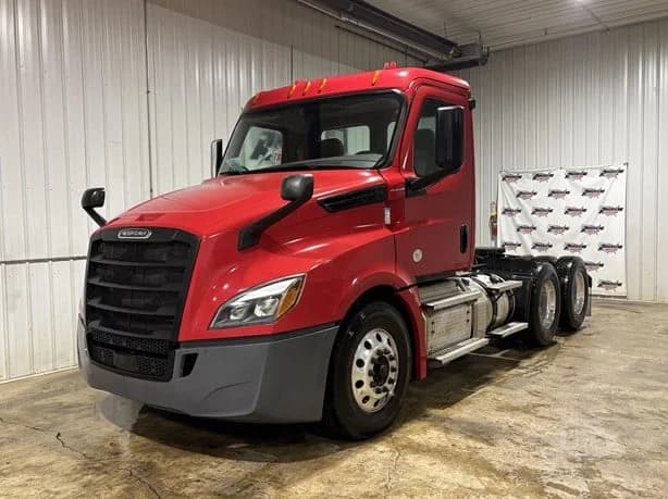 2020 Freightliner Cascadia