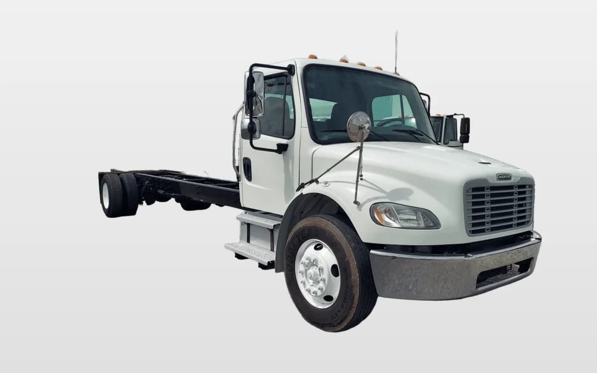 2019 Freightliner M2 106