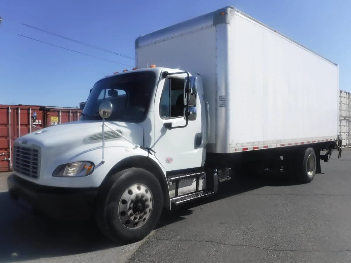 2019 Freightliner M2 106