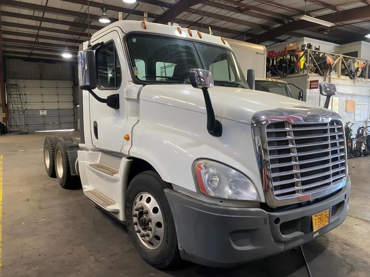 2016 Freightliner Cascadia