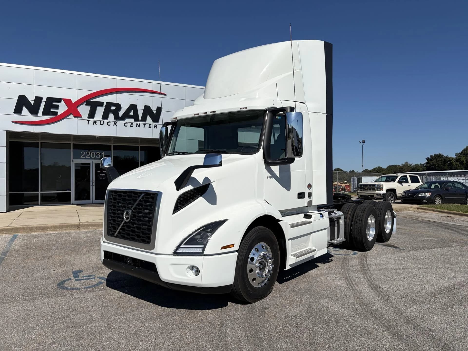 2026 Volvo VNR 640