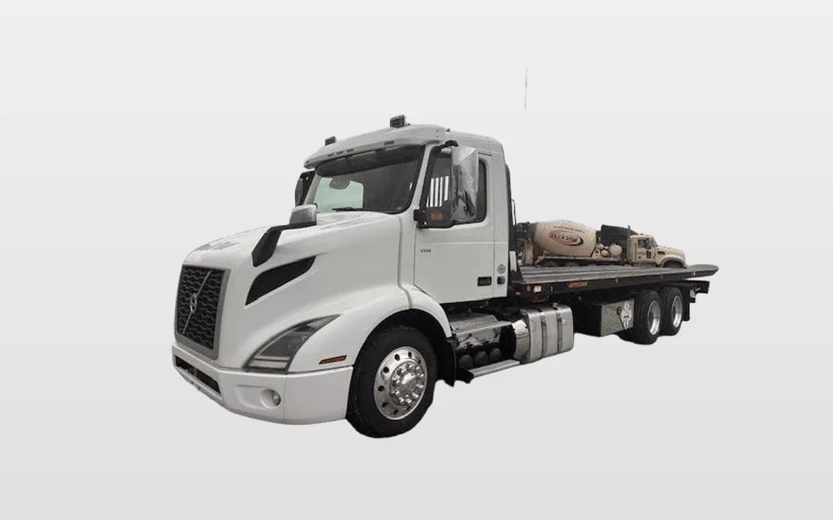 2018 Volvo VNR 640 in London, OH