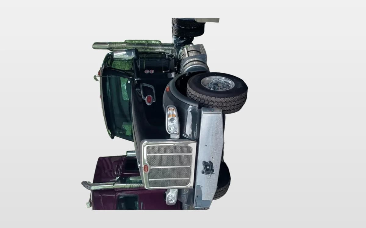 2025 PETERBILT 567 Cab Chassis Truck