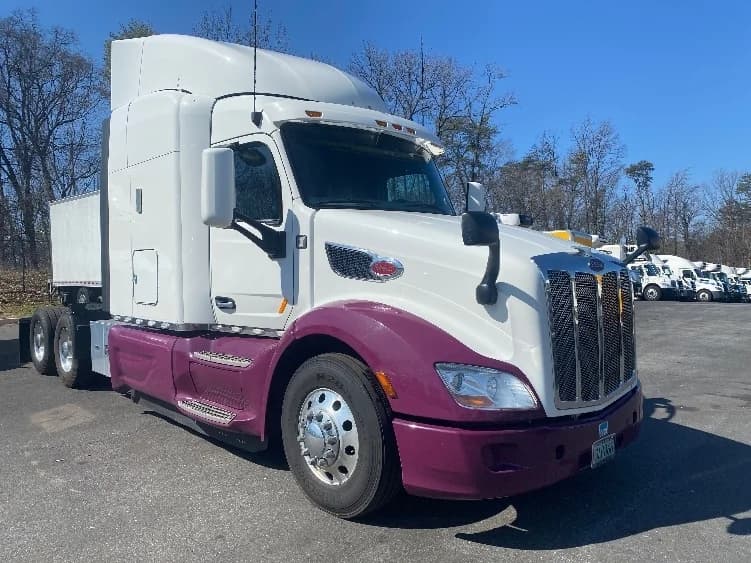 2020 Peterbilt 579