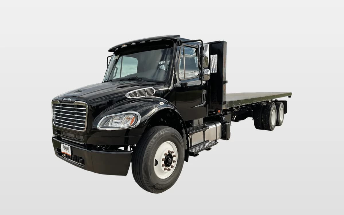 2017 Freightliner M2 106